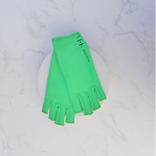 Load image into Gallery viewer, UV Protection Gloves

